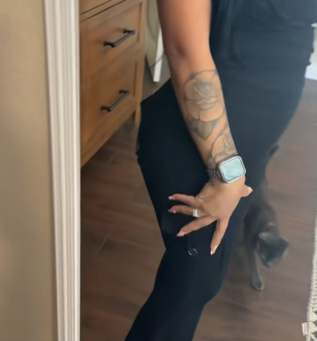 CalyraFit™ - Butt Lifting Cargo Leggings
